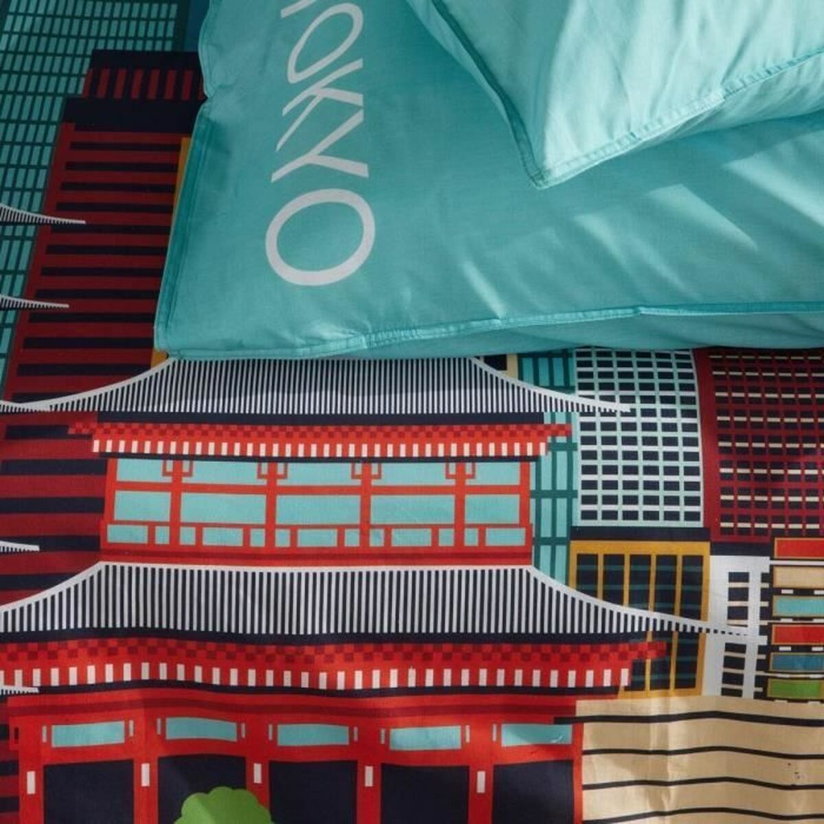 V4H2FCD67CD76557EC99BB58FEB8CC060CDR5528445P4