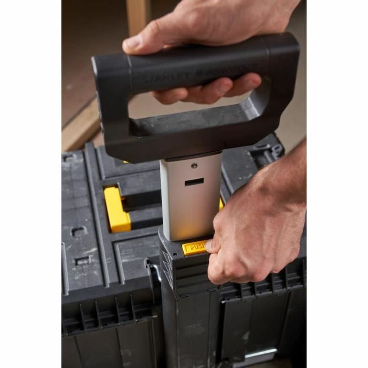 V7HDE9AD7FC92834737311C833B1C773271R7255222P6