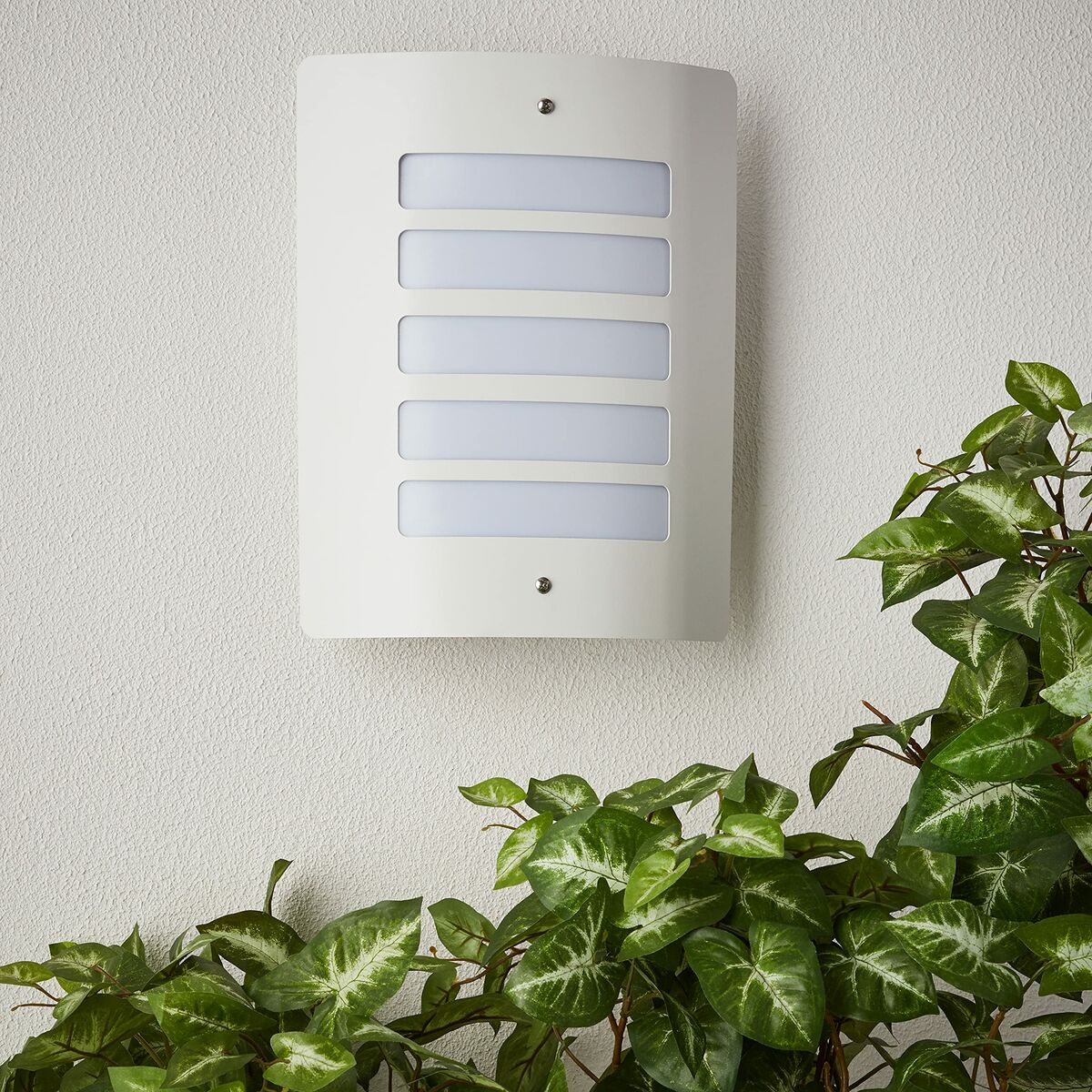 V5HF0177A24890C91BB02F030043C744BA4R7132082P2