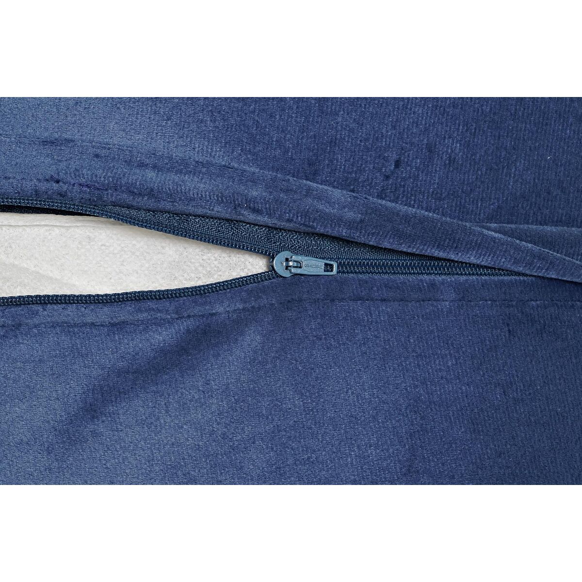 V10H7AEC7155F64D7606D6FAA858D9442E37R6378986P2