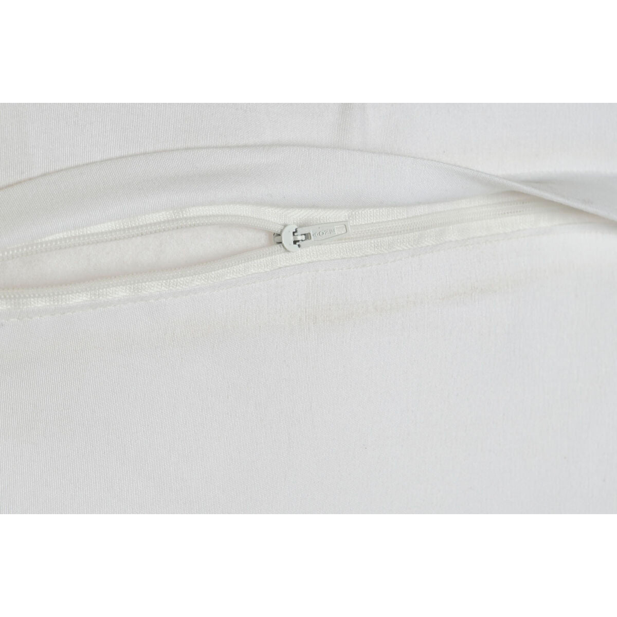 V7HEA37F7902BE367CA88E2EB6F66D02E27R6378382P4