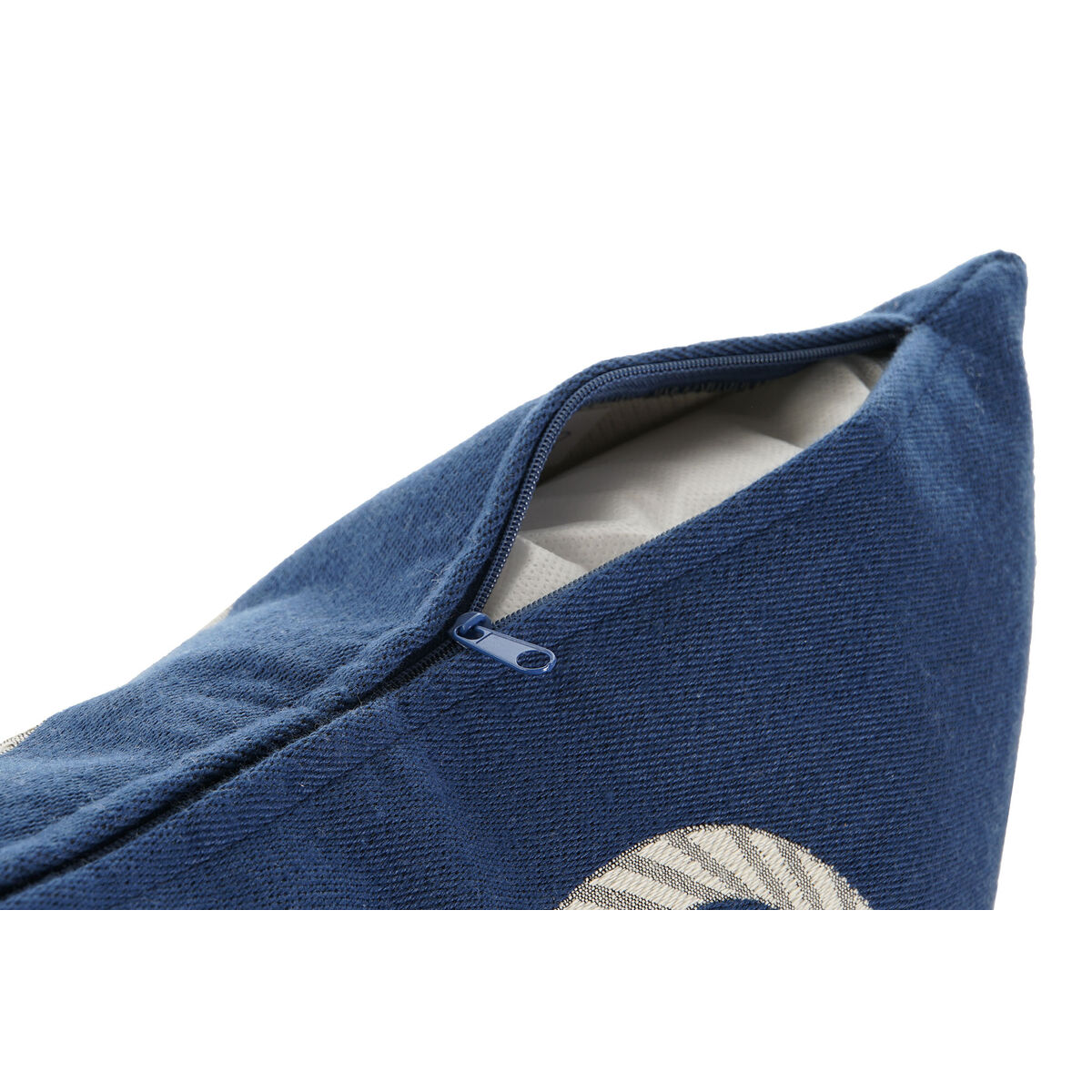 V6H5CCC0C687CD91F0A089EBECFF165B08CR6386628P3