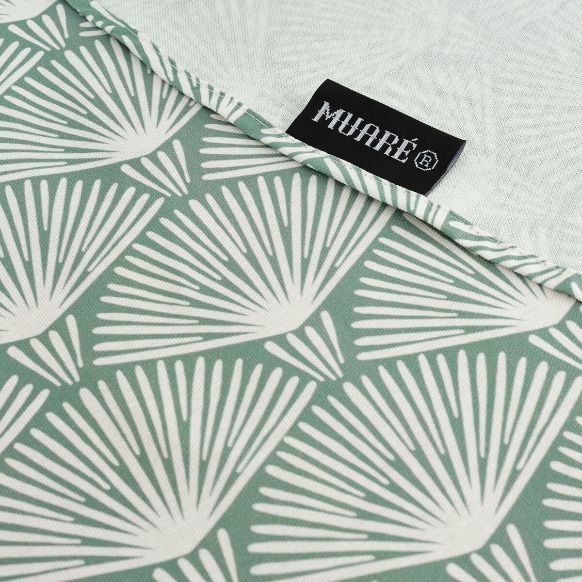 V6H389E62BFBD575BB33C2E3B237C8B30E8R4838396P6