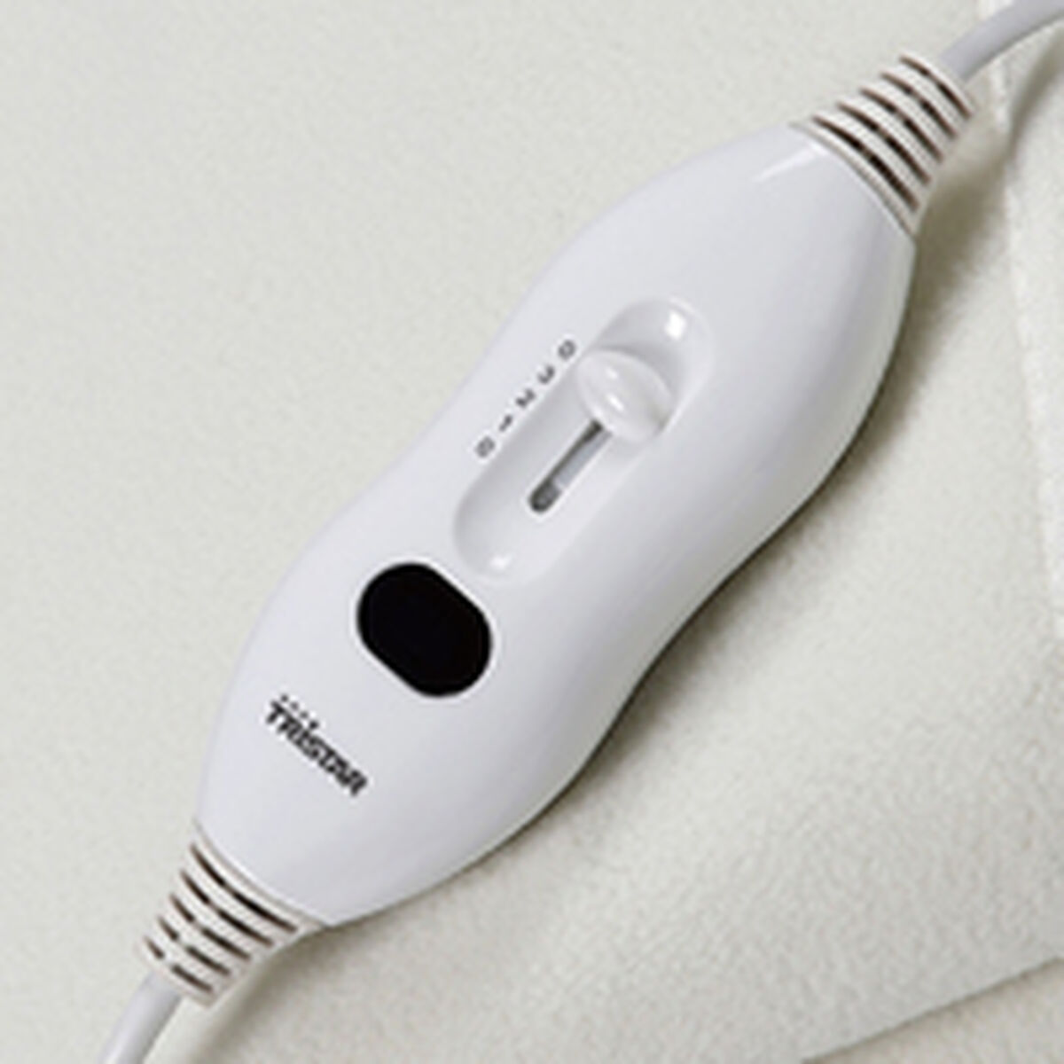 V3HF37DE47DE61B43F2B2DFCB18C1D505C0R7382640P4